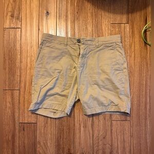 Tommy Hilfiger Men’s Tan Shorts